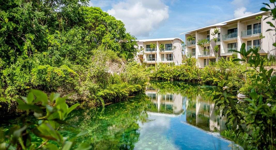 Andaz Mayakoba Resort Mangrove Lagoon View : Photo © Andaz Mayakoba Resort - © Grupo Hyatt