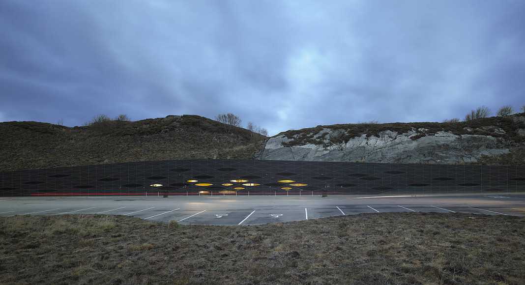 Averøy, NO Eldhusøya Tourist Route Project : Photo © Roland Halbe