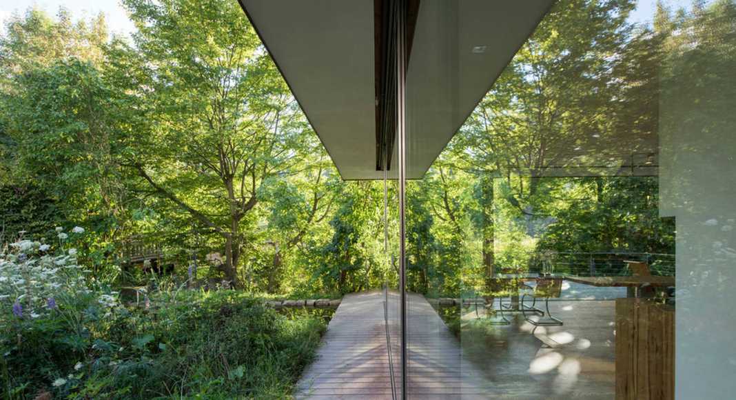 House Rheder II Glass reflections : Photo credit © Thomas Mayer