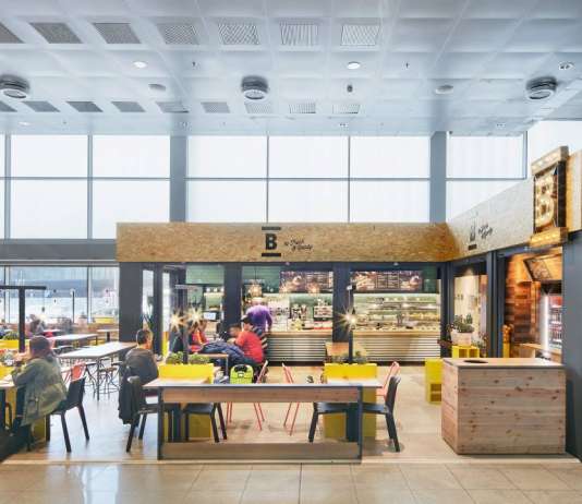 Cafetería Breadway en la T2 del Aeropuerto de Barcelona diseñada por EME Concepts : Fotografía © José Hevia