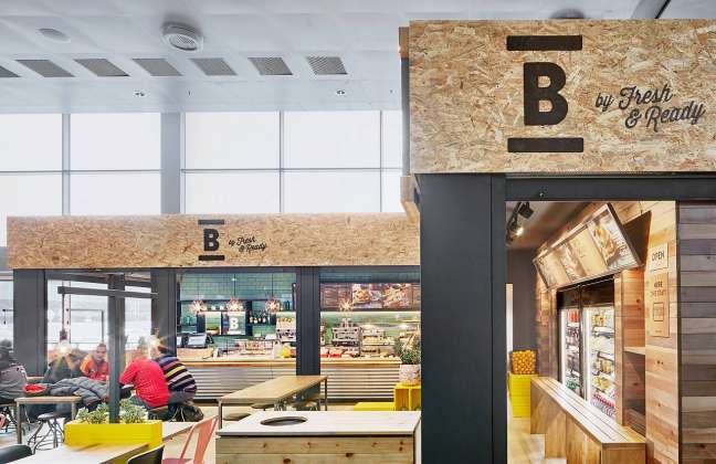 Cafetería Breadway en la T2 del Aeropuerto de Barcelona diseñada por EME Concepts : Fotografía © José Hevia