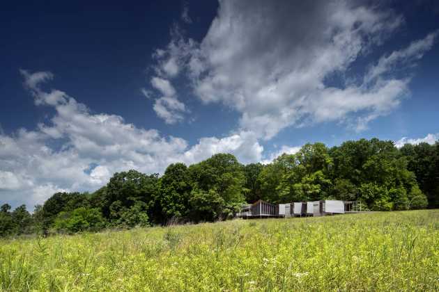 Viviendas en la Finca Histórica High Meadow en Fallingwater por Bohlin Cywinski Jackson : © Nic Lehoux / Bohlin Cywinski Jackson