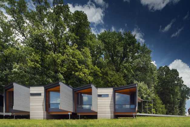 Viviendas en la Finca Histórica High Meadow en Fallingwater por Bohlin Cywinski Jackson : © Nic Lehoux / Bohlin Cywinski Jackson