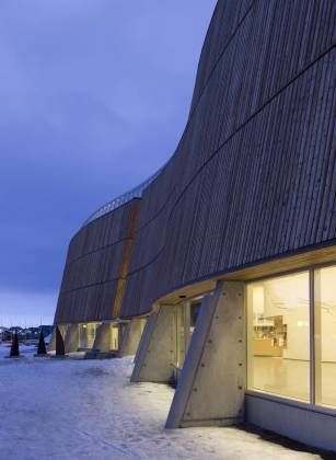 Centro Cultural Katuaq diseñado por Schmidt Hammer Lassen : Photo © Schmidt Hammer Lassen Architects