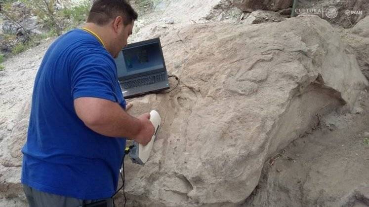 Con esta tecnología se busca promover la difusión museística, la investigación a distacncia y la conservación de piezas como el Monumento 45, descubierto en 2016 : Fotografía cortesía de © Carolina Meza y © Mario Córdova INAH