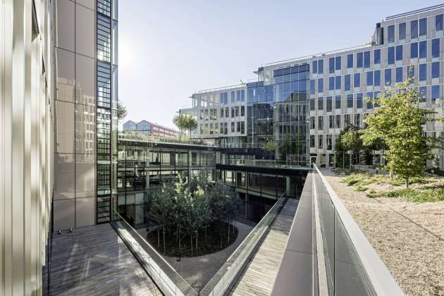Veolia HQ Yard Hall View designed by DFA | Dietmar Feichtinger Architectes : Photo © Hertha Humaus