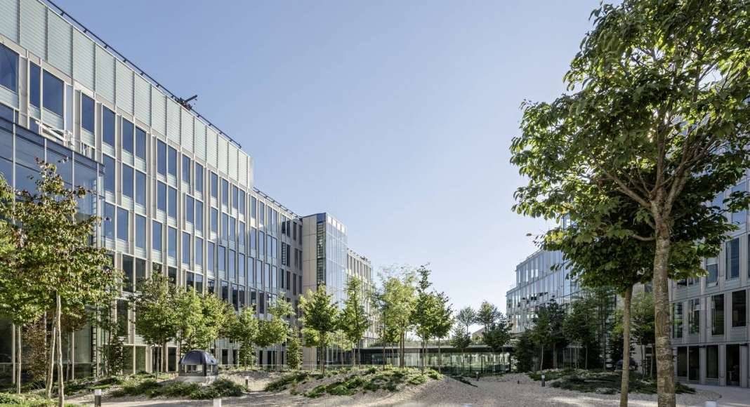 Veolia HQ Garden View designed by DFA | Dietmar Feichtinger Architectes : Photo © Hertha Humaus