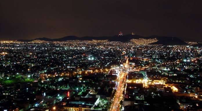 El Tecnológico de Monterrey y la ONU suman fuerzas en temas de urbanización Cities night scene : Photo © ONU-Hábitat