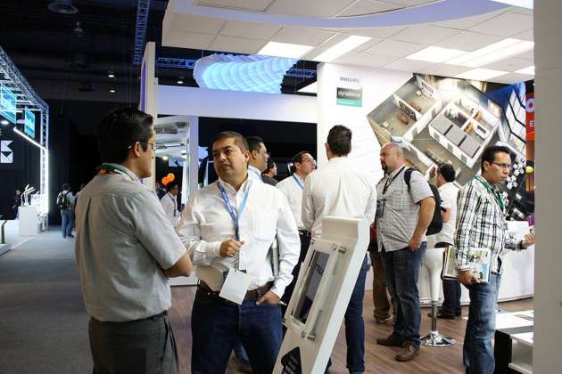 Philips Lighting ilumina el futuro con un portafolio innovador en Expo Lighting América 2017 : Fotografía © Philips Iluminación México