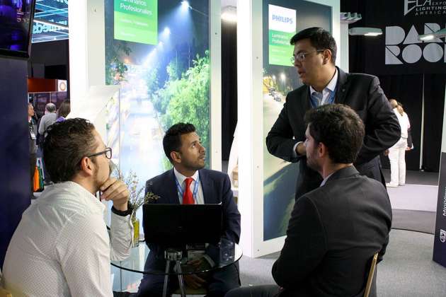 Philips Lighting ilumina el futuro con un portafolio innovador en Expo Lighting América 2017 : Fotografía © Philips Iluminación México