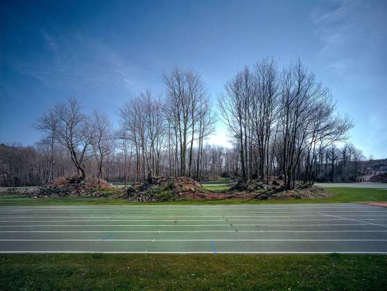 Tossols-Basil Athletics Track 2000 Olot, Girona, España : Photo by © Hisao Suzuki, courtesy of © The Pritzker Architecture Prize