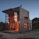 Crosson Clarke Carnachan, Hut on Sleds, Whangapoua, New Zealand : Copyright © Simon Devitt/TASCHEN