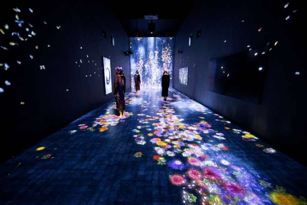 teamLab, 2017, Interactive Digital Installation, Sound: Hideaki Takahashi : Photo © teamLab