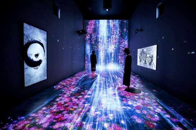 teamLab, 2017, Interactive Digital Installation, Sound: Hideaki Takahashi : Photo © teamLab