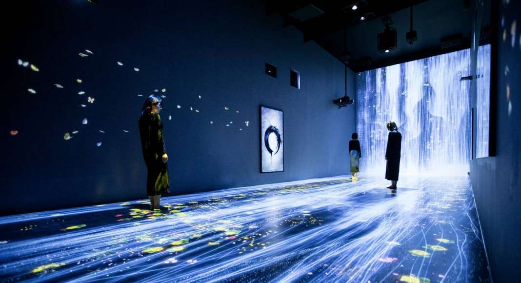 teamLab, 2017, Interactive Digital Installation, Sound: Hideaki Takahashi : Photo © teamLab