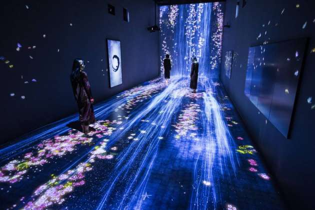 teamLab, 2017, Interactive Digital Installation, Sound: Hideaki Takahashi : Photo © teamLab