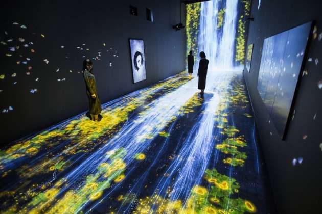 teamLab, 2017, Interactive Digital Installation, Sound: Hideaki Takahashi : Photo © teamLab