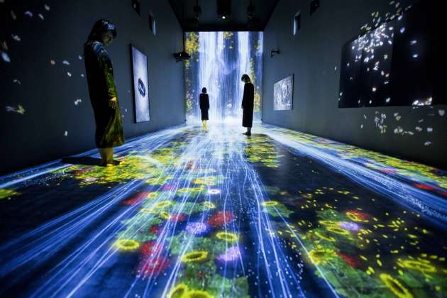 teamLab, 2017, Interactive Digital Installation, Sound: Hideaki Takahashi : Photo © teamLab