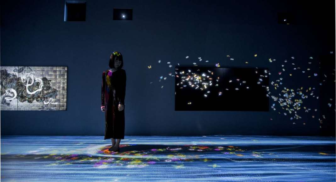 teamLab, 2017, Interactive Digital Installation, Sound: Hideaki Takahashi : Photo © teamLab