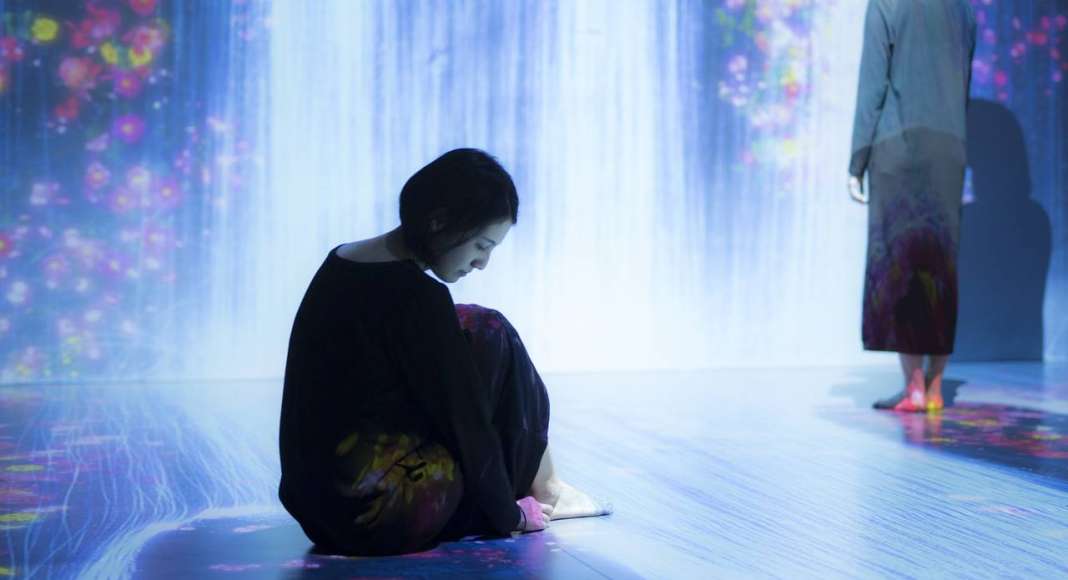 teamLab, 2017, Interactive Digital Installation, Sound: Hideaki Takahashi : Photo © teamLab