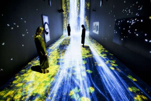 teamLab, 2017, Interactive Digital Installation, Sound: Hideaki Takahashi : Photo © teamLab