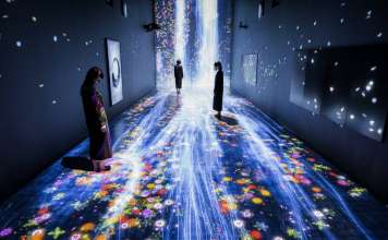 teamLab, 2017, Interactive Digital Installation, Sound: Hideaki Takahashi : Photo © teamLab