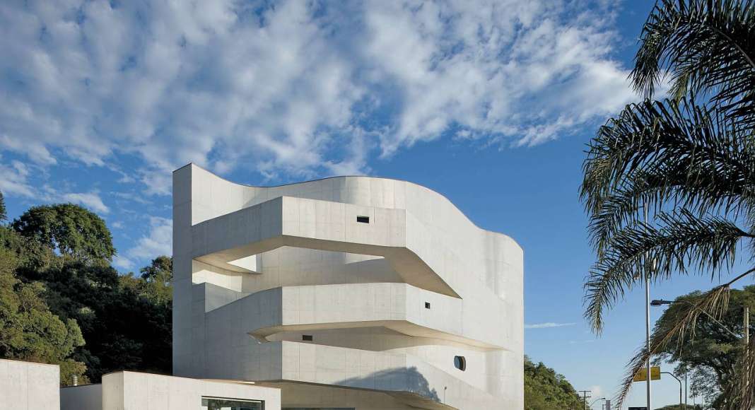 Iberê Camargo Foundation Museum in Porto Alegre, Brazil : Copyright © Duccio Malagamba