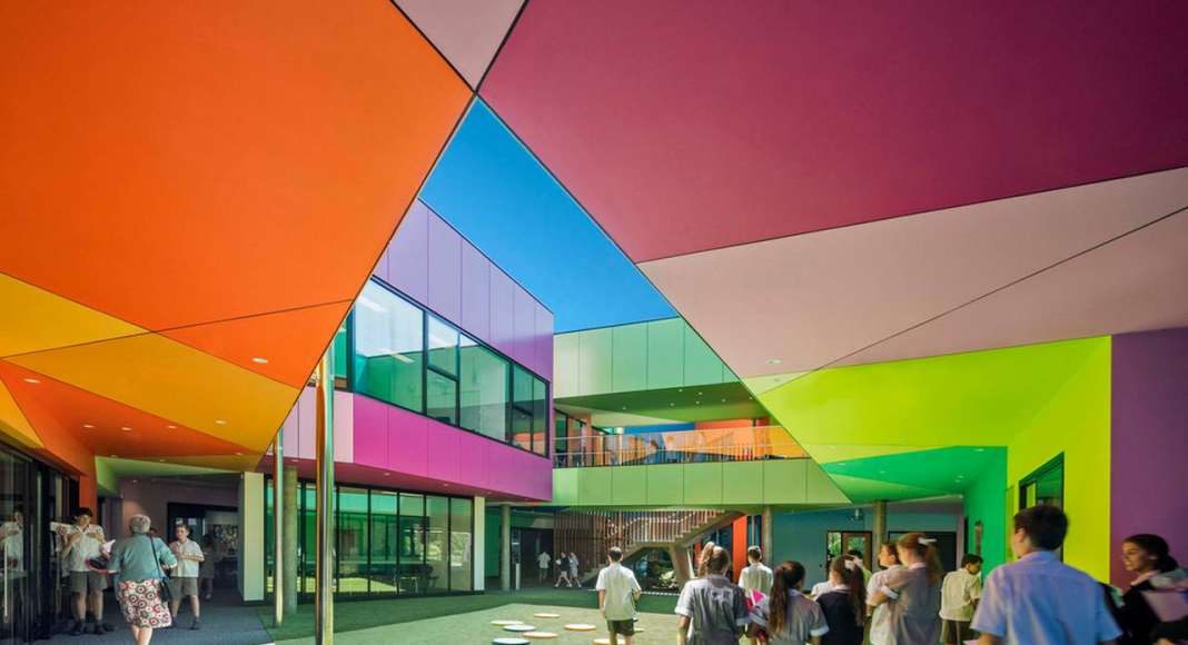 Ivanhoe Grammar Senior Years & Science Centre Internal Courtyard by McBride Charles Ryan : Photo credit © John Gollings