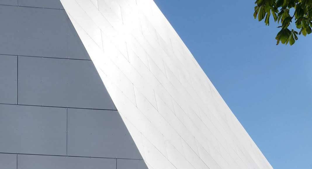 Modern Music Centre en Évreux, France by Hérault Arnod architectes : Photo credit © André Morin