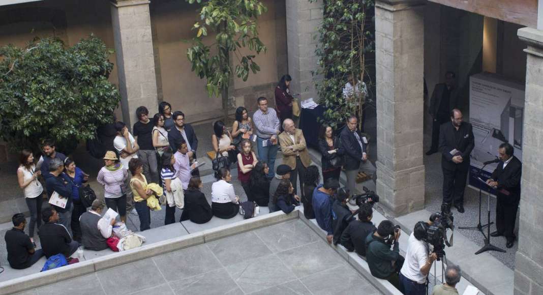 Muestra "Teodoro González de León. Dibujos en Perspectiva" en El Colegio Nacional : Fotografía © El Colegio Nacional