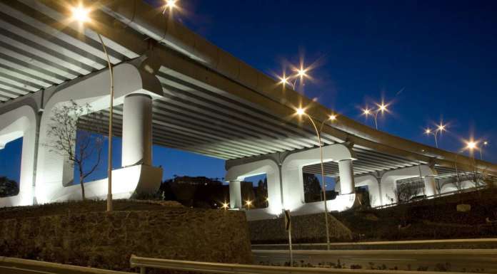 Distribuidor Bicentenario, Querétaro, de SEPSA : Fotografía cortesía de © Grupo COMOSA