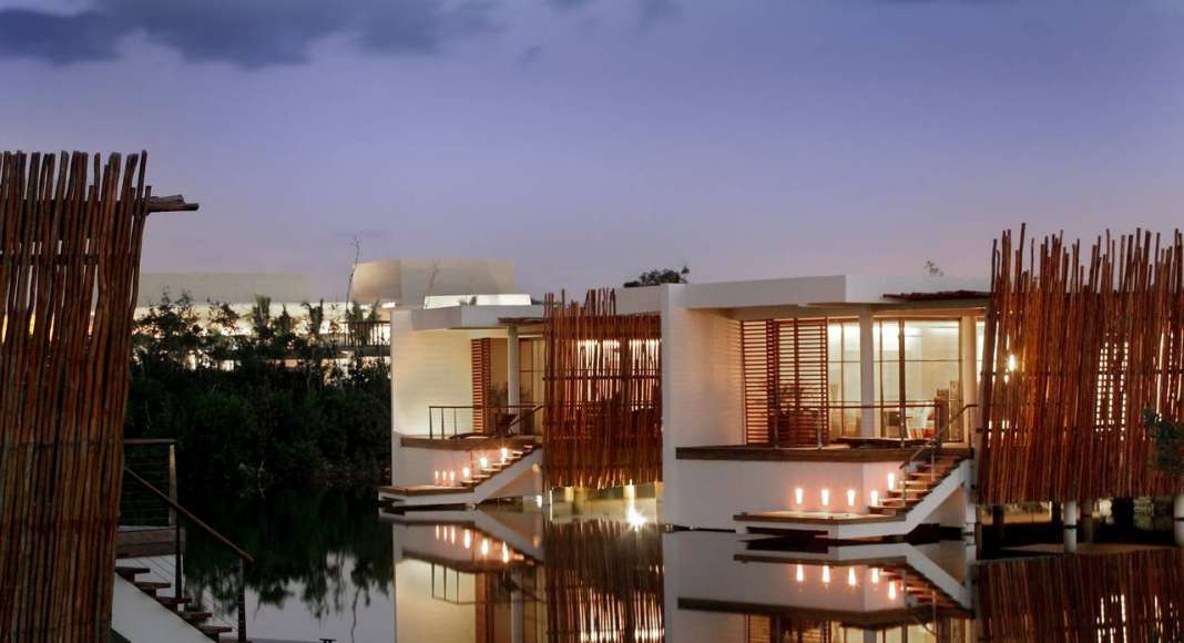 Rosewood Mayakoba Over the Water Villa : Photo © Mayakoba Resorts