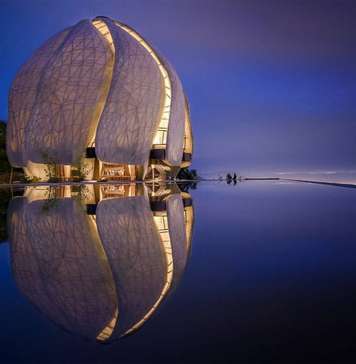 Photo: Templo Bahá'í of South America © Hariri Pontarini Architects, courtesy of © TED Conferences LLC