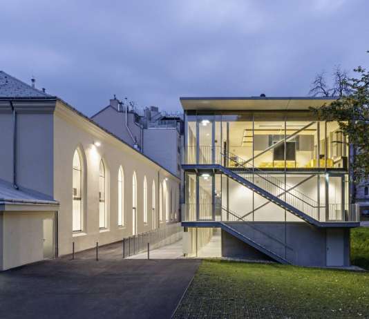 Renovación del Studio Molière y extensión del Liceo Francés de Viena : Photo © Hertha Hurnaus