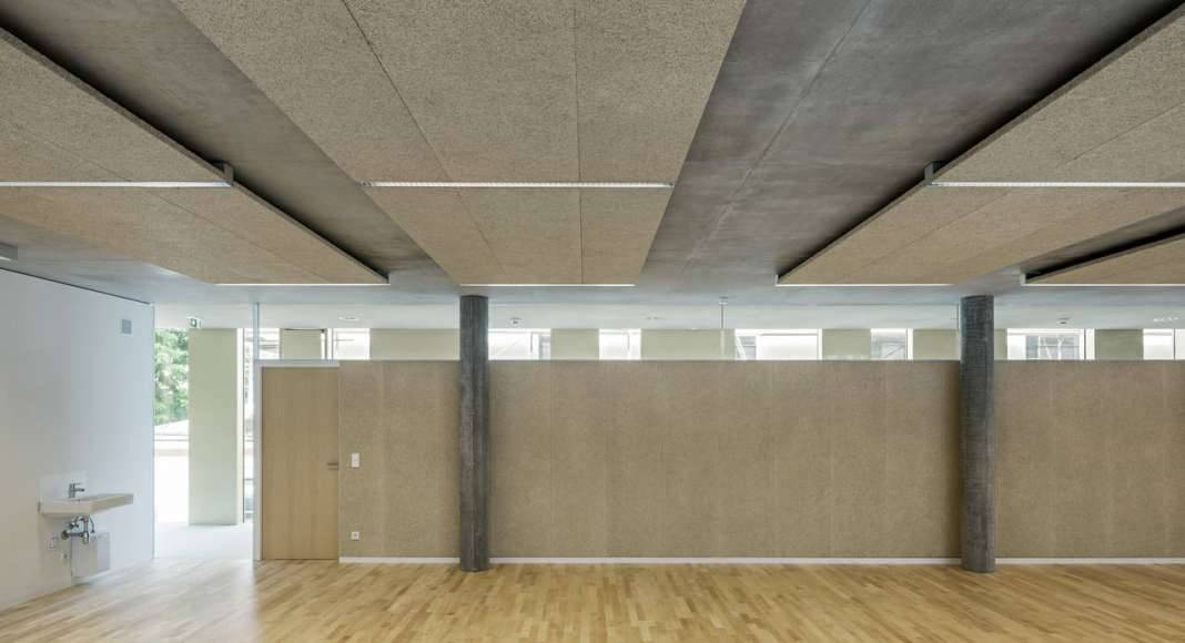 Vista de las Aulas de la Extensión Renovación del Studio Molière y extensión del Liceo Francés de Viena : Photo © Hertha Hurnaus