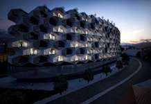 Urban Rural Istanbul at Night : Photo credit © Eray Carbajo