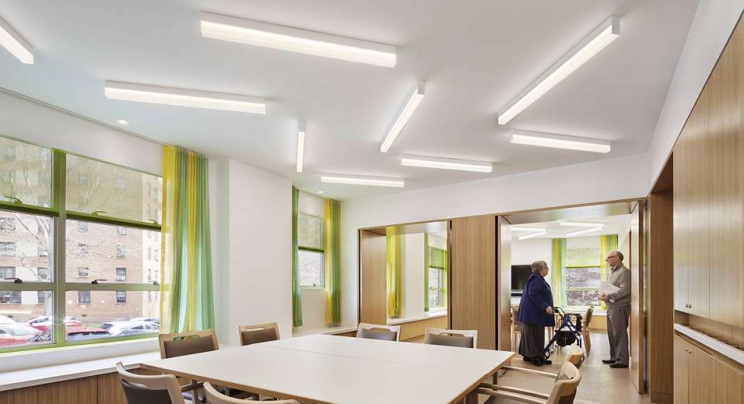 MRHS: Una comunidad que Remodela su Propio Futuro by Hollwich Kushner : Photo © Michael Moran