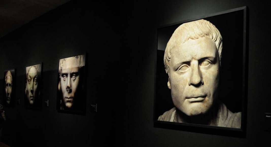 Massimo Listri. El esplendor de la Roma Papal en el Museo Nacional de San Carlos : Fotografía © RMM / Conaculta