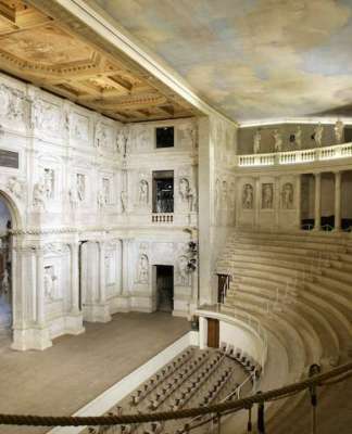Museo Cívico de Arte de Vicenza - Teatro Olímpico : Fotografía cortesía de © ALA - Assoarchitetti