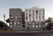 Proyecto de Vivienda Urbana IntegrARA Lázaro Cárdenas diseñado por a | 911 : Fotografía © Onnis Luque