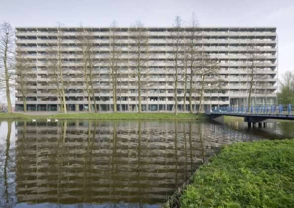 DeFlat Kleiburg, Ámsterdam, Países Bajos by NL architects y XVW architectuur : Photo © Marcel van der Burg
