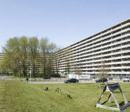 DeFlat Kleiburg, Ámsterdam, Países Bajos by NL architects y XVW architectuur : Photo © Marcel van der Burg