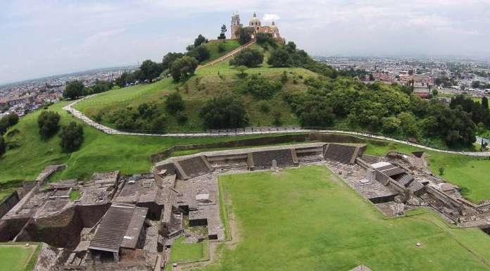Zona arqueológica de Cholula : Foto © Taller de Drones y Fotogrametría DEA-INAH