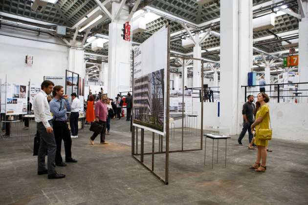 Exposición “EU Mies Award 2017” en el Palau Victòria Eugènia de Barcelona : Fotografía © Anna Mas