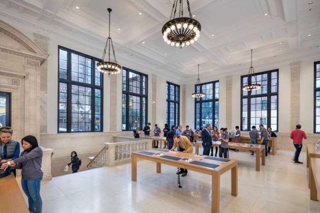 Apple Store, Upper East Side : Photo credit © Peter Aaron