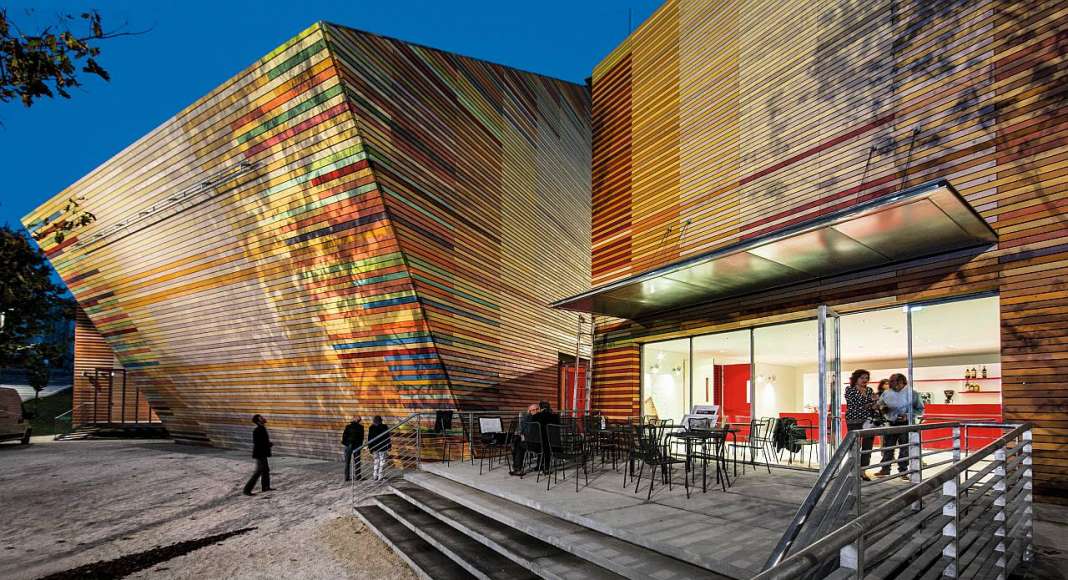 Auditorium del Parco, L'Aquila, Italy : Copyright © Renzo Piano Building Workshop, photo Marco Castelli