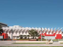 Los Angeles County Museum of Art, Los Angeles, California, United States : Copyright © Renzo Piano Building Workshop, photo Nic Lehoux