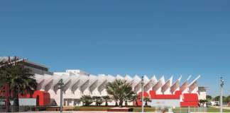 Los Angeles County Museum of Art, Los Angeles, California, United States : Copyright © Renzo Piano Building Workshop, photo Nic Lehoux