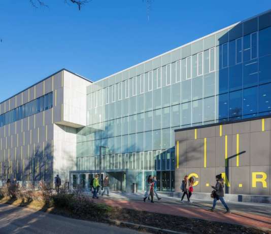 Auditorio C.A.R.L en la Universidad Aachen RWTH diseñado por Schmidt Hammer Lassen Architects : Photo © Michael Rasche