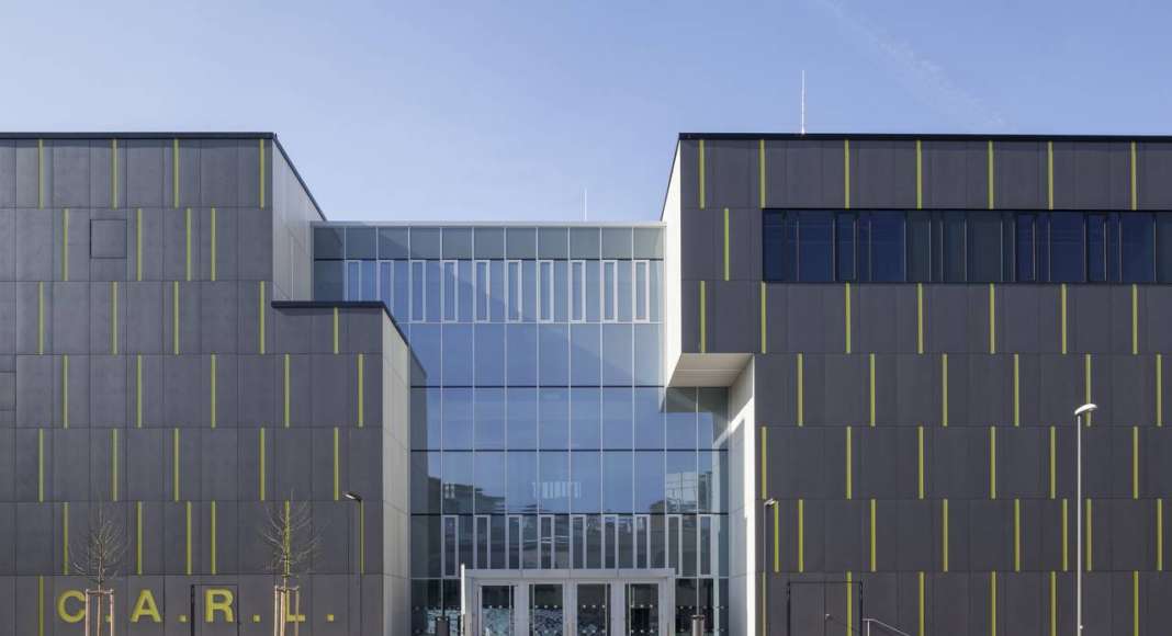 Auditorio C.A.R.L en la Universidad Aachen RWTH diseñado por Schmidt Hammer Lassen Architects : Photo © Margot Gottschling